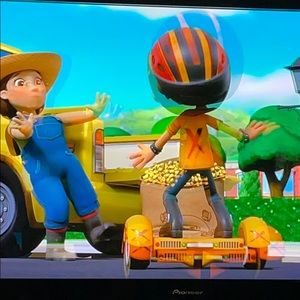 Meet your Posher, April